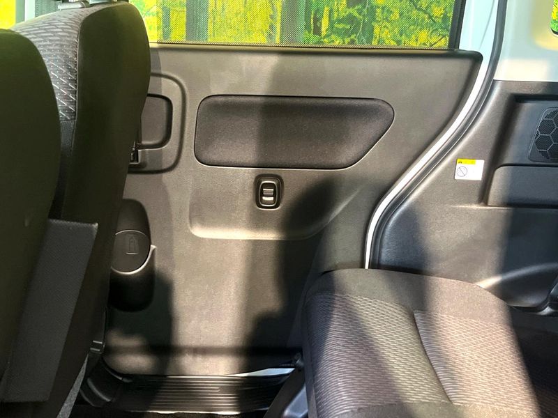 2017 Suzuki Spacia Custom Z DAA-MK42S (UW-6aa61524e89c4)[29]