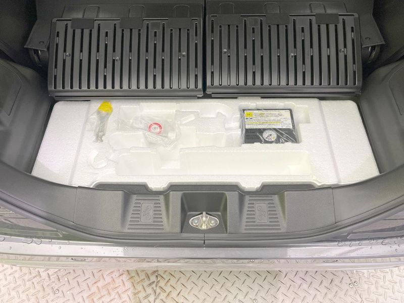 2025 Suzuki Spacia Gear 5AA-MK94S (UW-6aa6153d260ae)[14]