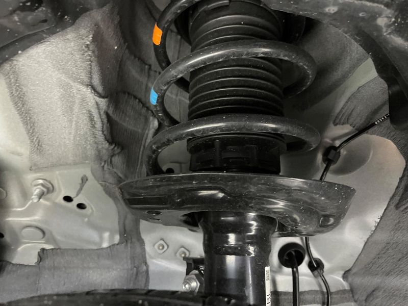 2025 Toyota Yaris 5BA-MXPA10 (UW-6aa6158016a23)[12]