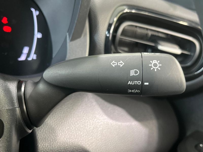 2024 Toyota Yaris 6AA-MXPH14 (UW-6aa61585d1e55)[27]