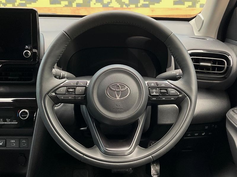 2025 Toyota Yaris Cross 6AA-MXPJ15 (UW-6aa61591ee05e)[20]