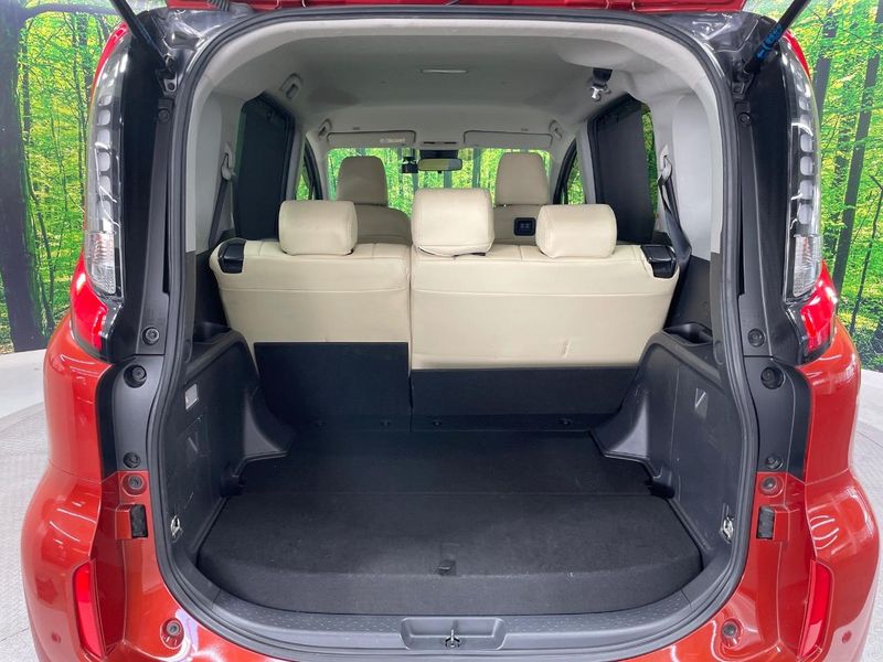 2024 Toyota Sienta 6AA-MXPL10G (UW-6aa6159e2b452)[28]