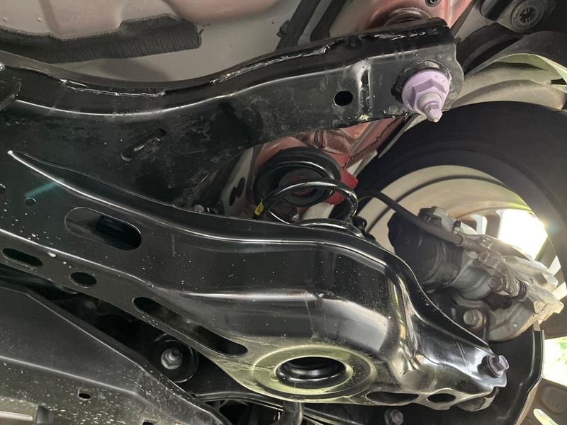 2023 Toyota Prius 6AA-MXWH60 (UW-6aa615b3cd18c)[18]
