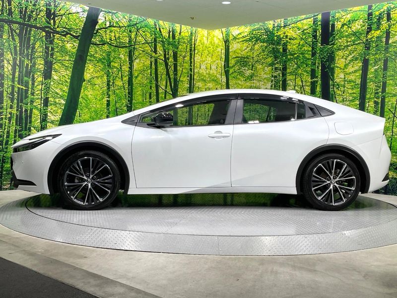 2023 Toyota Prius 6AA-MXWH60 (UW-6aa615b67f8f9)[6]
