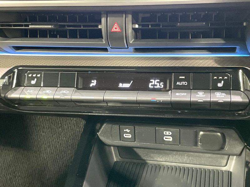 2023 Toyota Prius 6AA-MXWH60 (UW-6aa615b67f8f9)[25]