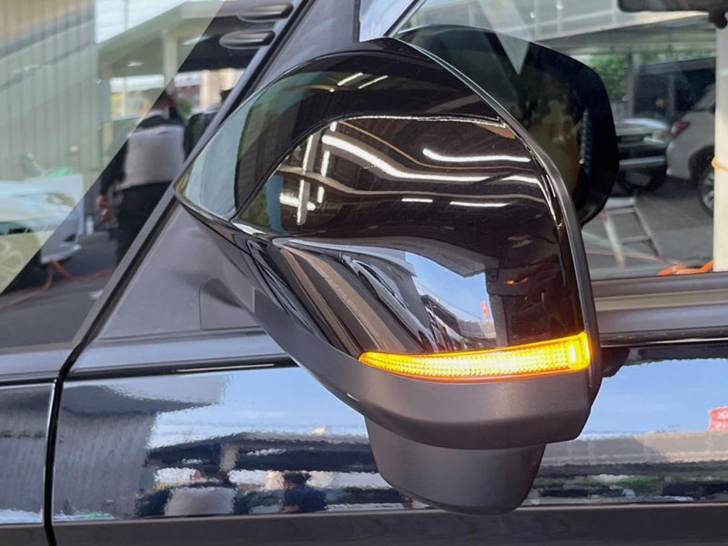 2024 Toyota Voxy 6BA-MZRA90W (UW-6aa615c6d7c2a)[15]