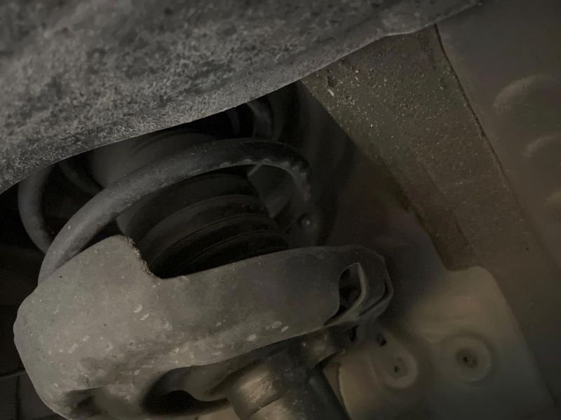 2024 Toyota Voxy 6BA-MZRA90W (UW-6aa615c6d7c2a)[6]