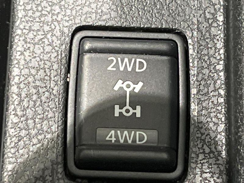 2015 Nissan Note DBA-NE12 (UW-6aa615cd524a3)[25]