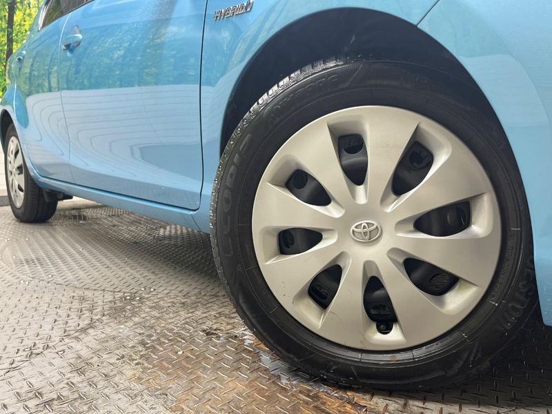 2013 Toyota Aqua DAA-NHP10 (UW-6aa615cec2fed)[9]