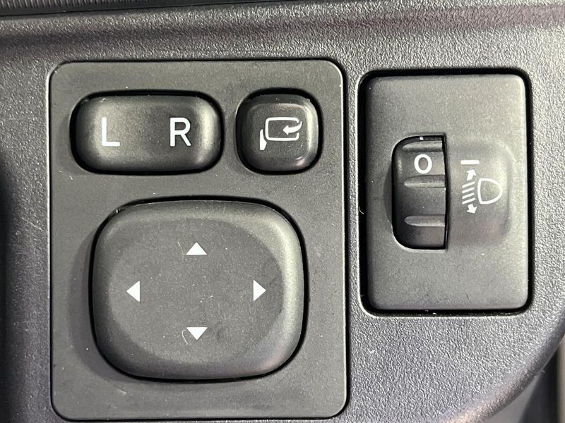 2019 Toyota Aqua DAA-NHP10 (UW-6aa615d4299f3)[29]