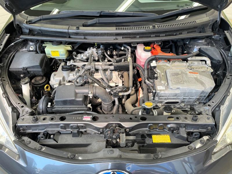 2014 Toyota Aqua DAA-NHP10 (UW-6aa615d7388e4)[7]