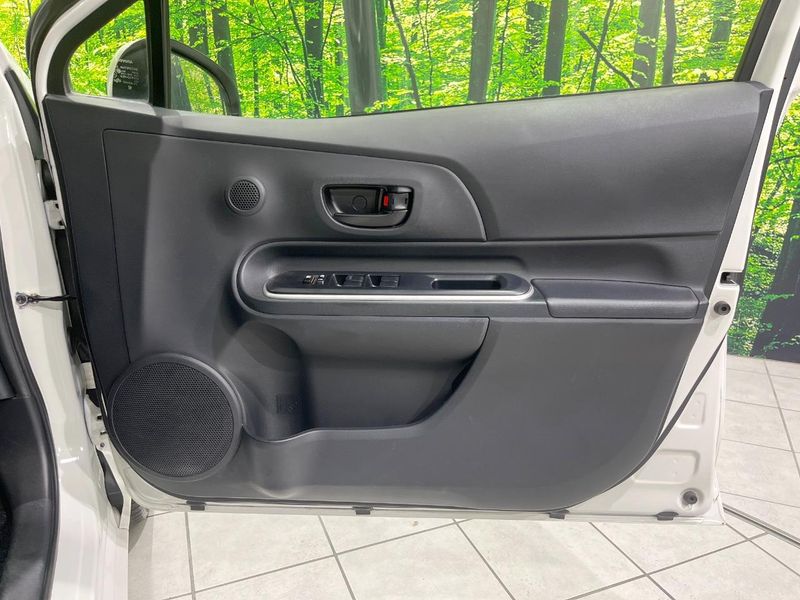 2018 Toyota Aqua DAA-NHP10 (UW-6aa615dc1180d)[23]