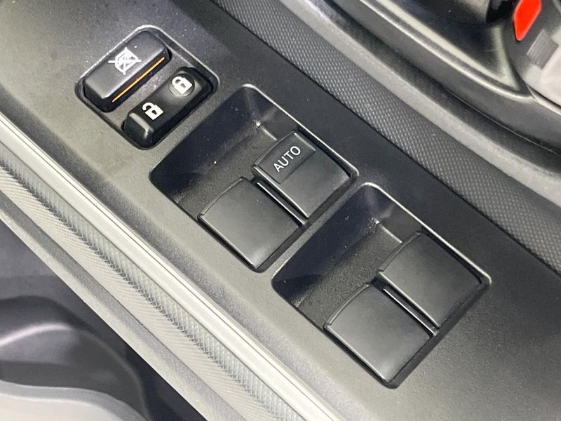 2018 Toyota Aqua DAA-NHP10 (UW-6aa615dc1180d)[24]