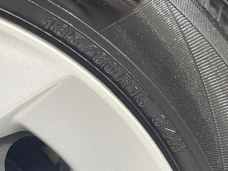 2018 Toyota Aqua DAA-NHP10 (UW-6aa615dc1180d)[6]