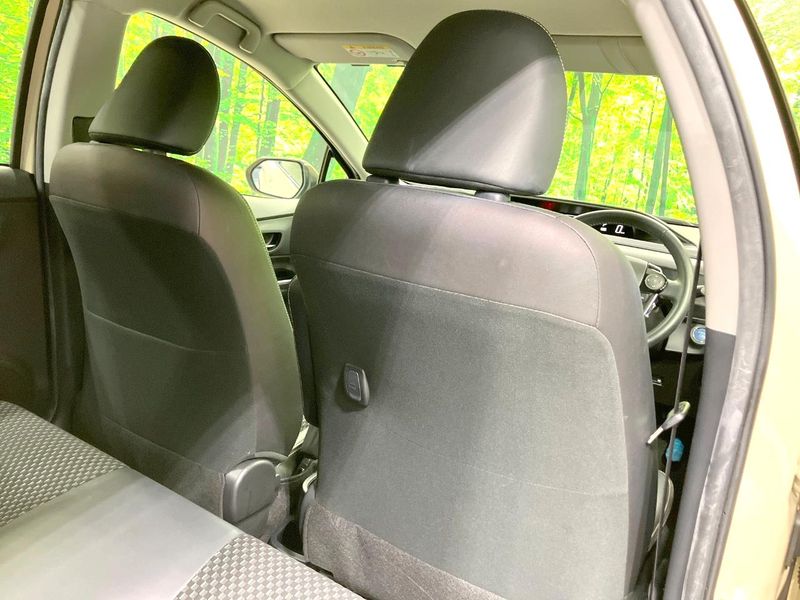 2020 Toyota Aqua DAA-NHP10H (UW-6aa615e0a11ef)[14]