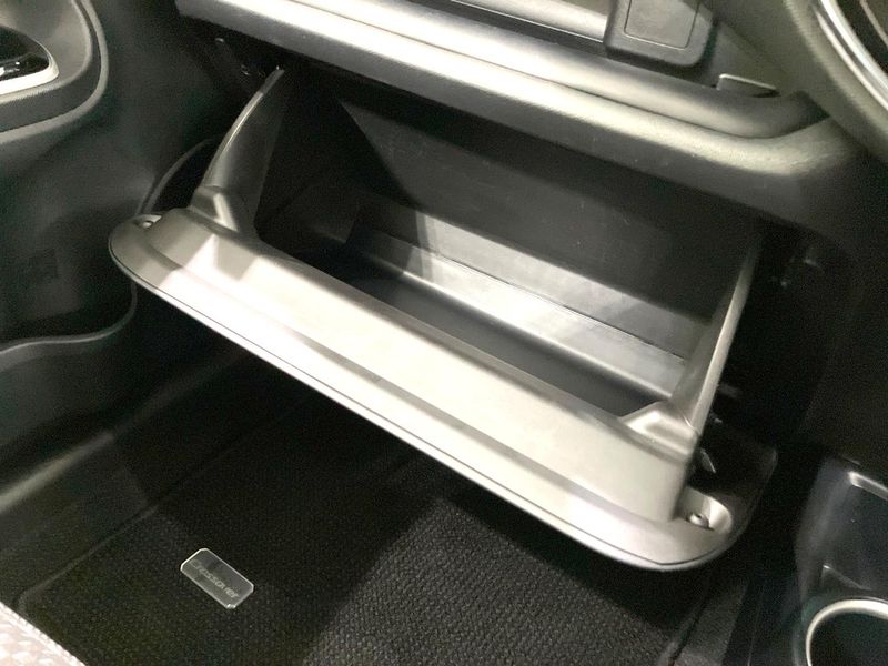 2020 Toyota Aqua DAA-NHP10H (UW-6aa615e0a11ef)[23]