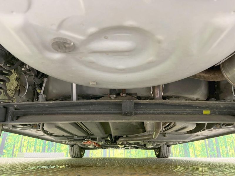 2018 Toyota Sienta 6AA-NHP170G (UW-6aa615e4558e6)[17]