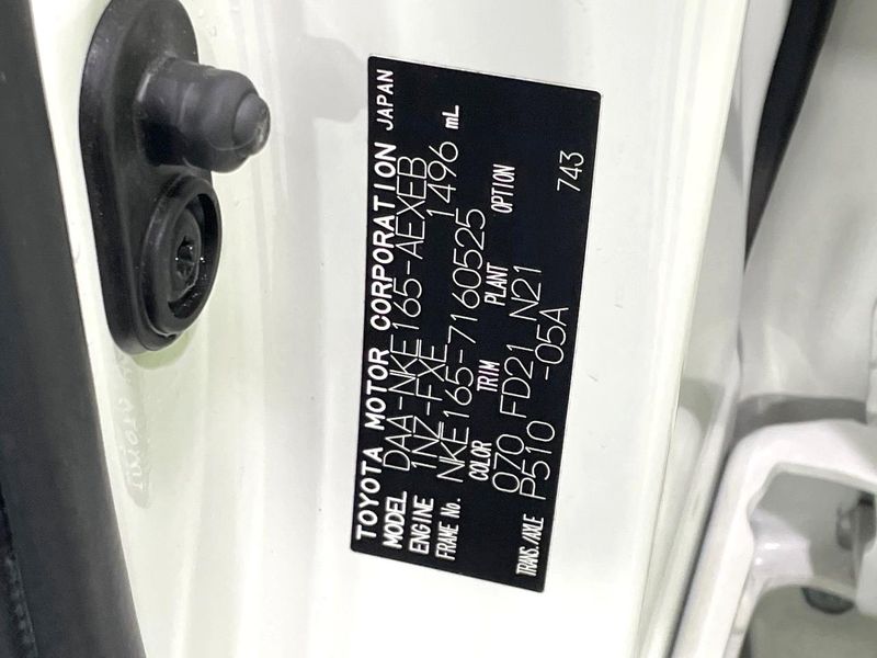 2018 Toyota Corolla Axio DAA-NKE165 (UW-6aa615e680826)[1]