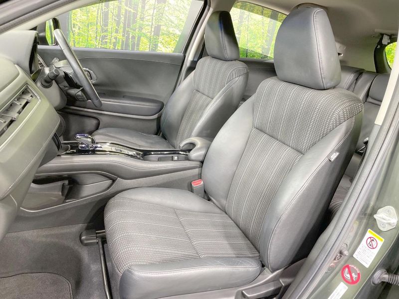 2014 Honda Vezel DAA-RU4 (UW-6aa6160f5057c)[22]