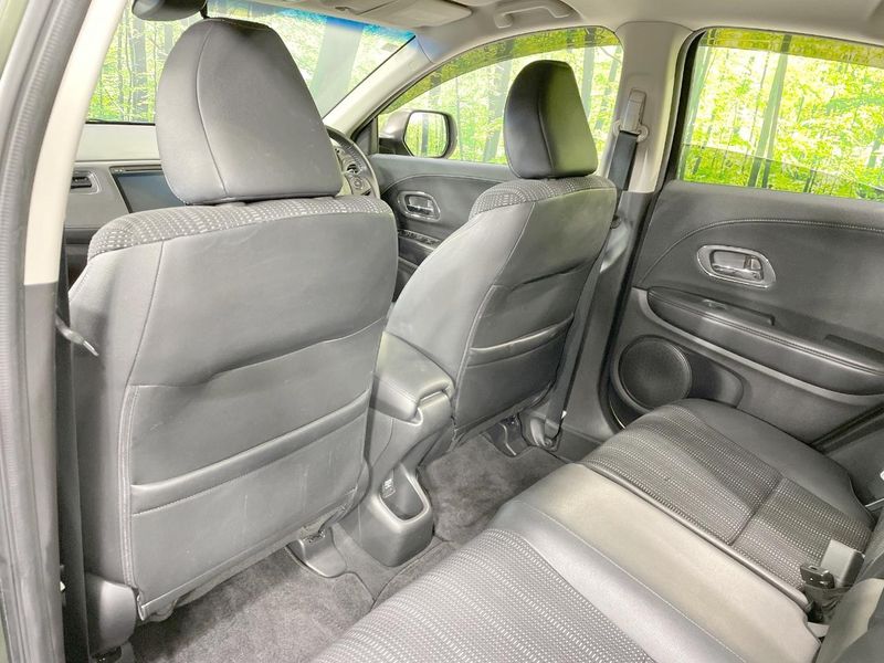 2014 Honda Vezel DAA-RU4 (UW-6aa6160f5057c)[25]