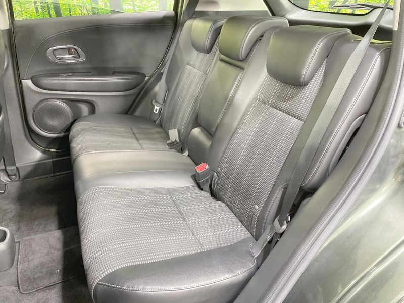 2014 Honda Vezel DAA-RU4 (UW-6aa6160f5057c)[24]