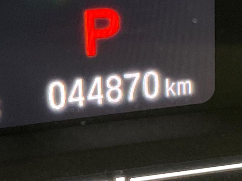 2022 Honda Vezel 6AA-RV5 (UW-6aa6161528cea)[2]