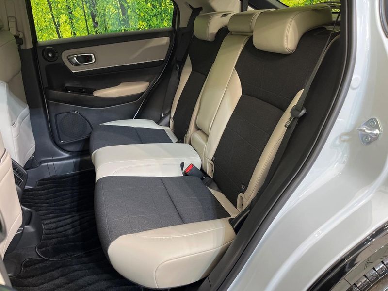 2023 Honda Vezel 6AA-RV5 (UW-6aa616188b058)[26]