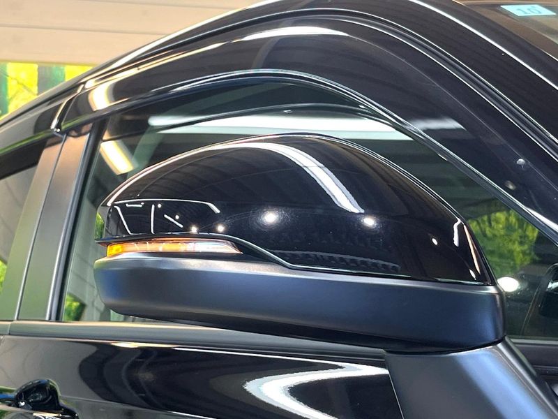 2023 Honda Vezel 6AA-RV5 (UW-6aa616189f418)[27]