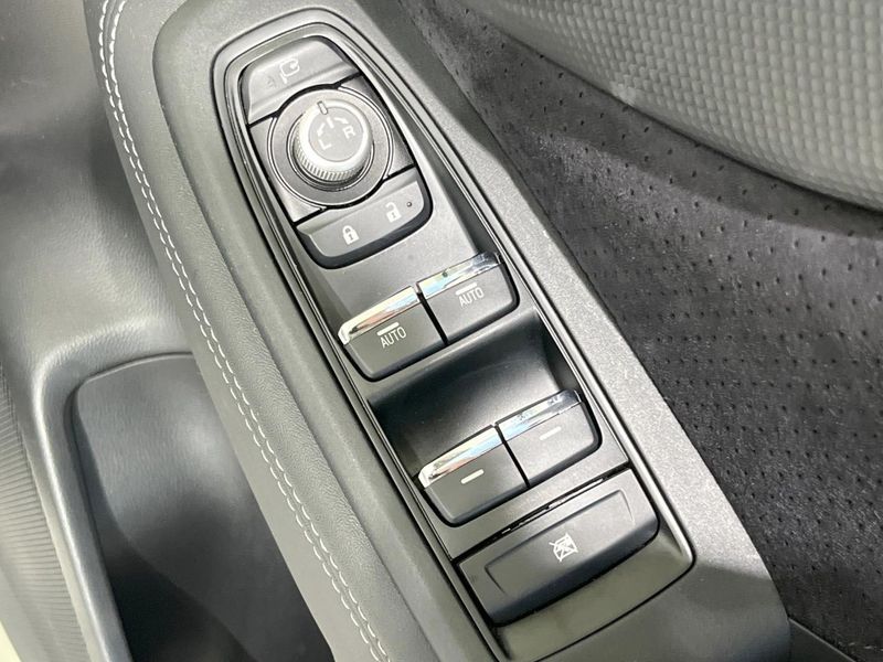 2021 Subaru Forester 4BA-SK5 (UW-6aa61632588a5)[28]