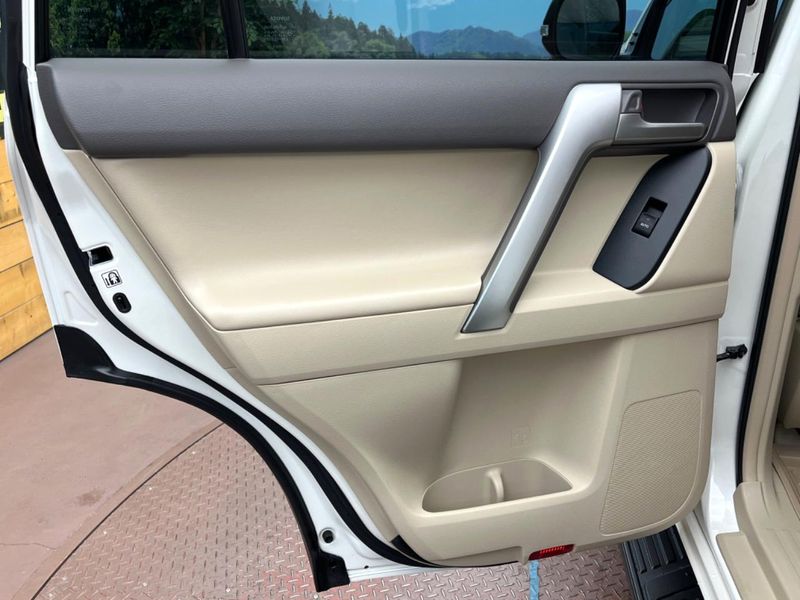 2023 Toyota Land Cruiser Prado 3BA-TRJ150W (UW-6aa6164b12fda)[13]