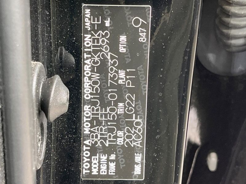 2023 Toyota Land Cruiser Prado 3BA-TRJ150W (UW-6aa6164bcc875)[1]