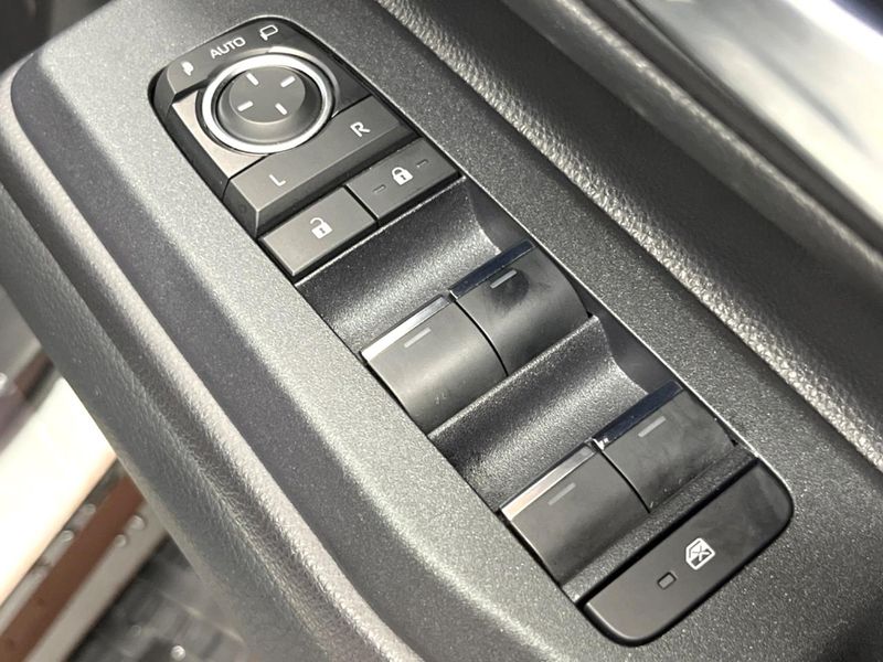 2025 Toyota Land Cruiser 250 3BA-TRJ250W (UW-6aa6165291115)[22]