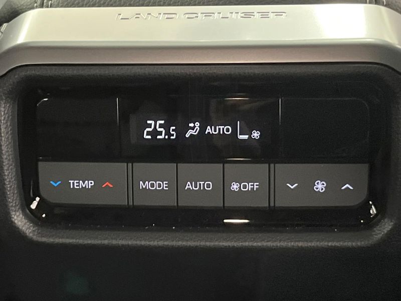 2025 Toyota Land Cruiser 250 3BA-TRJ250W (UW-6aa61652a193c)[29]