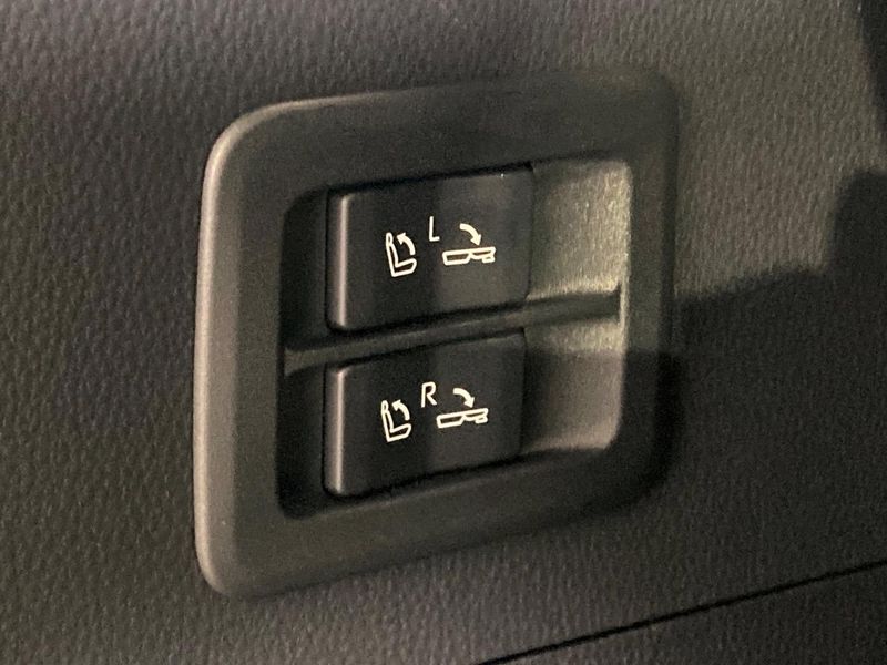 2024 Toyota Land Cruiser 3BA-VJA300W (UW-6aa61664afede)[28]