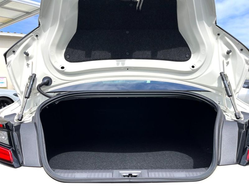 2022 Toyota GR86 3BA-ZN8 (UW-6aa6169cda193)[24]