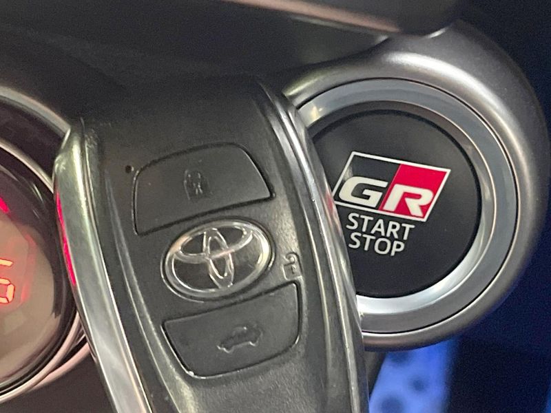 2023 Toyota GR86 3BA-ZN8 (UW-6aa6169d78d63)[6]