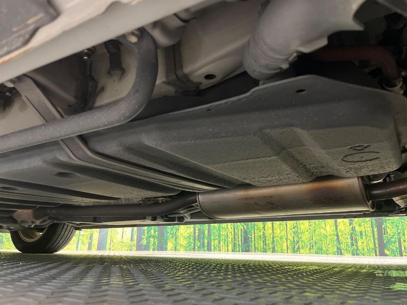2014 Toyota Voxy DBA-ZRR80W (UW-6aa616a0edcad)[25]