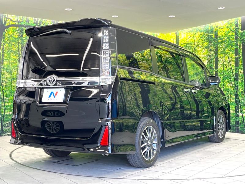 2015 Toyota Voxy DBA-ZRR80W (UW-6aa616a36425a)[23]