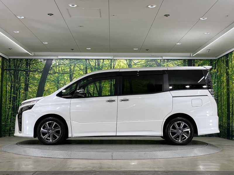 2019 Toyota Voxy DBA-ZRR80W (UW-6aa616aaa76c2)[13]