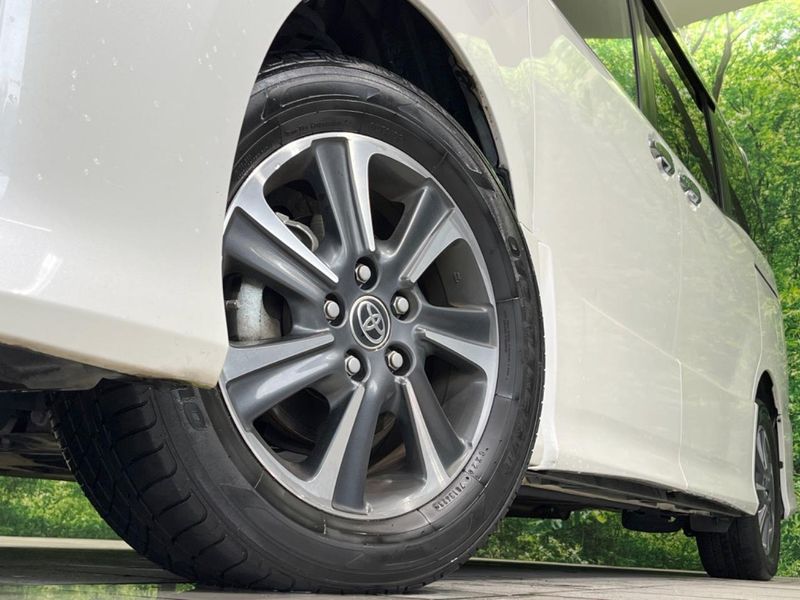 2021 Toyota Noah 3BA-ZRR80W (UW-6aa616adb4d64)[13]
