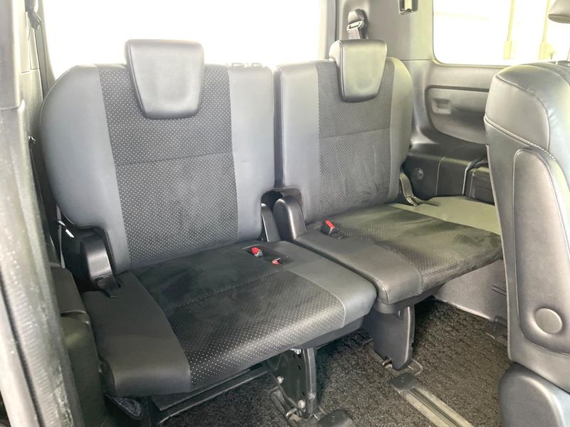 2021 Toyota Voxy 3BA-ZRR80W (UW-6aa616af18a52)[13]