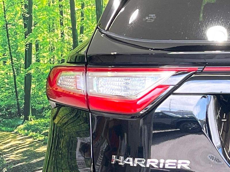 2018 Toyota Harrier DBA-ZSU60W (UW-6aa616b8187bc)[16]