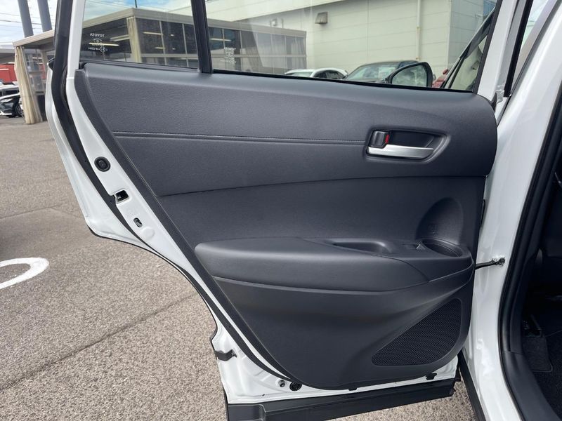 2025 Toyota Corolla Cross 6AA-ZVG13 (UW-6aa616c0d486d)[18]