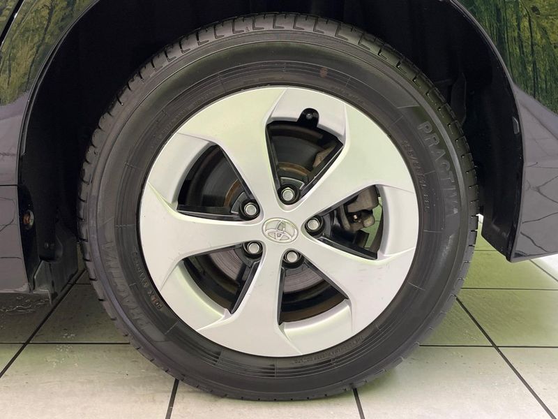 2014 Toyota Prius DAA-ZVW30 (UW-6aa616c637585)[5]