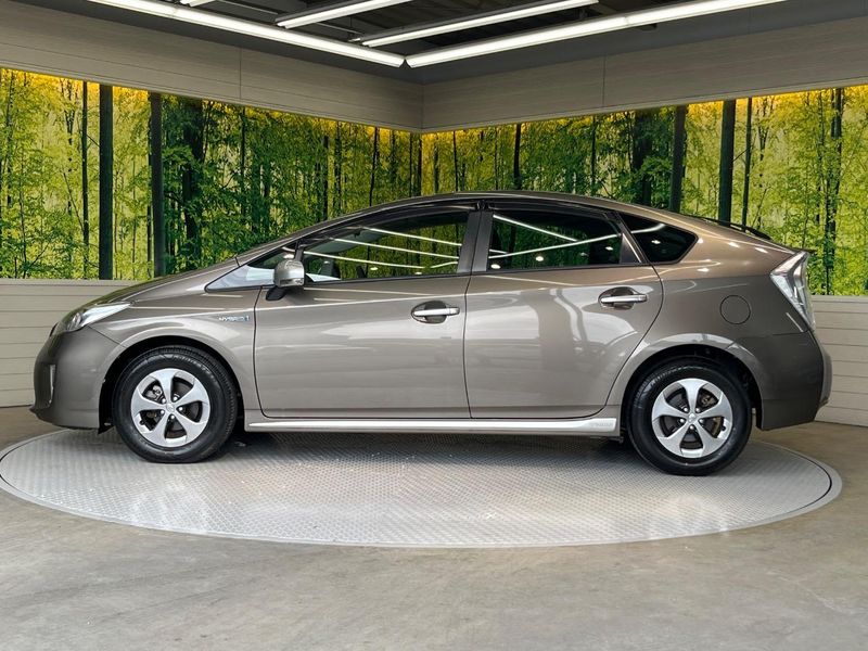 2014 Toyota Prius DAA-ZVW30 (UW-6aa616c6b822f)[26]