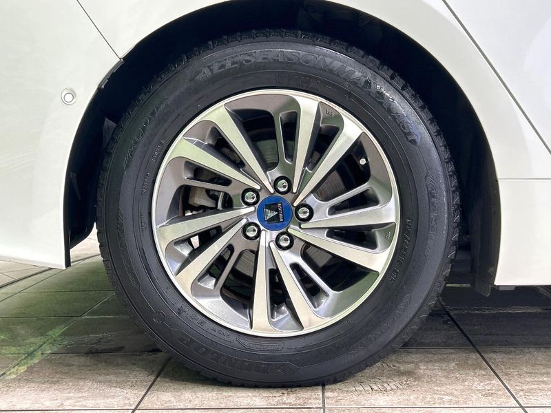 2018 Toyota Prius PHV DLA-ZVW52 (UW-6aa616d745c3f)[16]