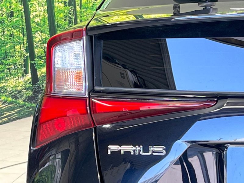 2021 Toyota Prius 6AA-ZVW55 (UW-6aa616d8dd8ce)[19]