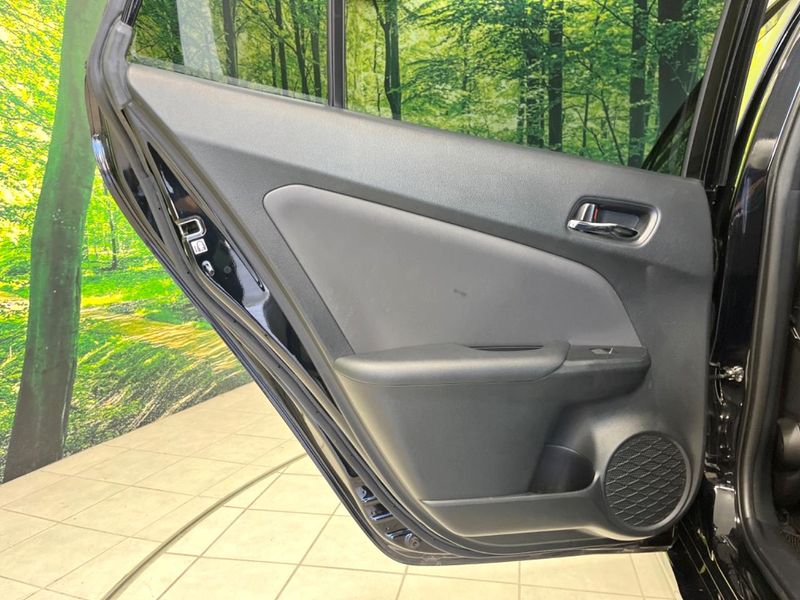 2021 Toyota Prius 6AA-ZVW55 (UW-6aa616d8dd8ce)[8]