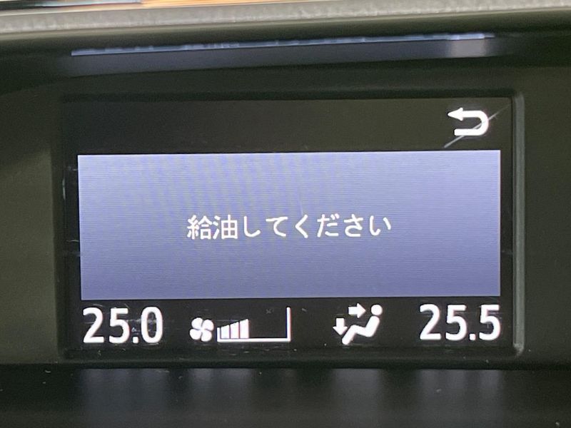 2018 Toyota Voxy DAA-ZWR80W (UW-6aa616e530d5f)[13]