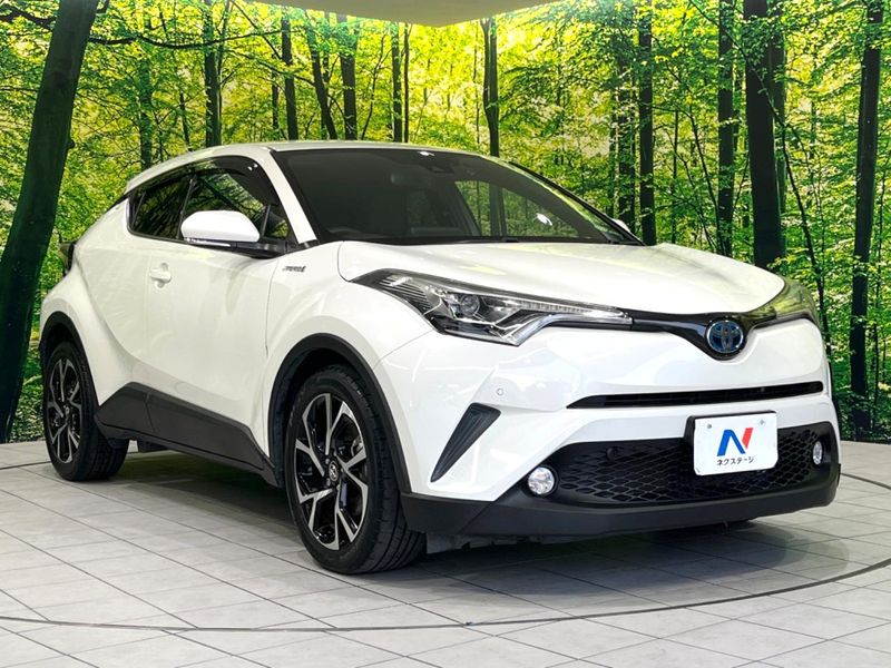 2017 Toyota C-HR DAA-ZYX10 (UW-6aa616f8c87fc)[19]